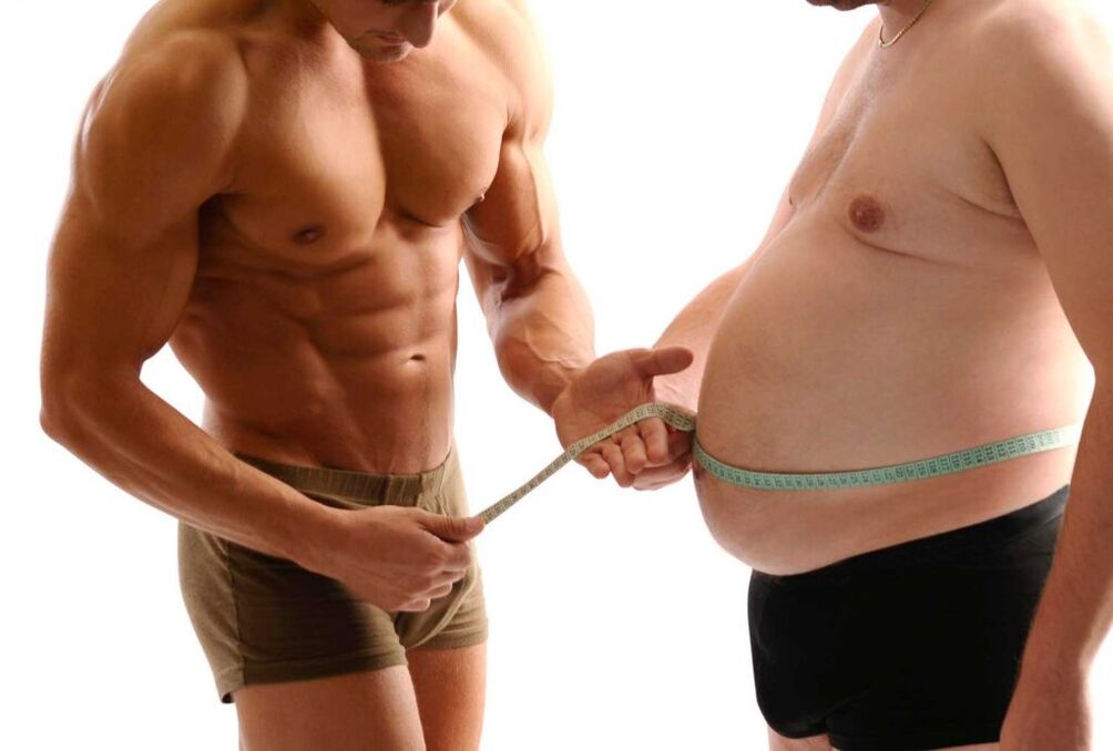Les gros hommes devraient perdre du poids pour qu'un gros ventre ne réduise pas la taille du pénis
